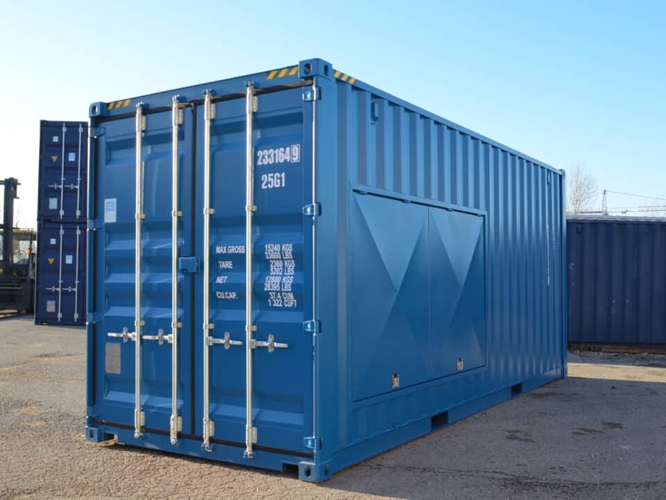 Refroidisseur d'air industriel, achat de conteneur, bordeaux, lyon, eurobox, transformation de container, aménagement de container sur mesure, vendeur de conteneur, conteneur 20 pieds maritimes bleu, container d'occasion, martinique