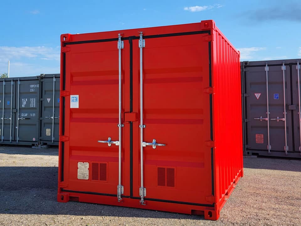 10 pieds machinerie, vente de conteneur, Bordeaux, lyon, eurobox, transformation de container, aménagement de container sur mesure, vendeur de conteneur, unité de stockage,