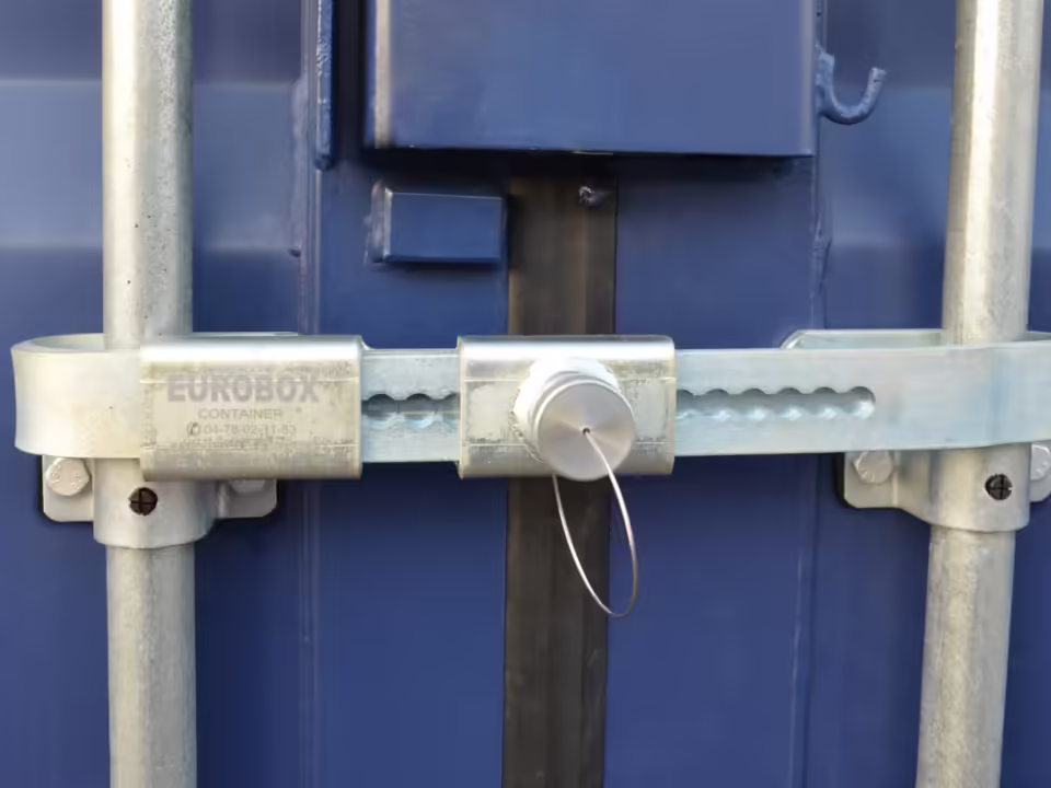 Système de verrouillage container, shutlock Eurobox gris acier galvanisé, accessoires containers
